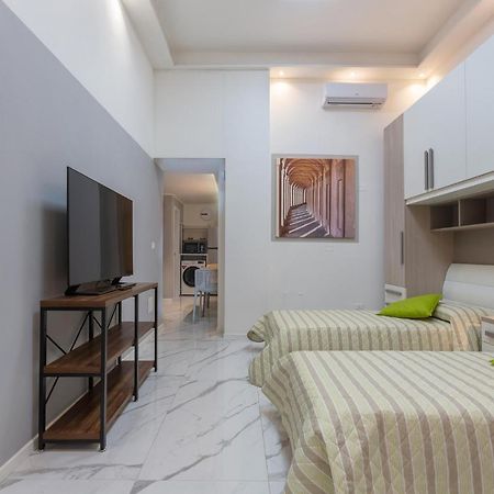 Ferienwohnung Mini Loft San Carlo A 5 Min Da Mambo Bologna Exterior foto